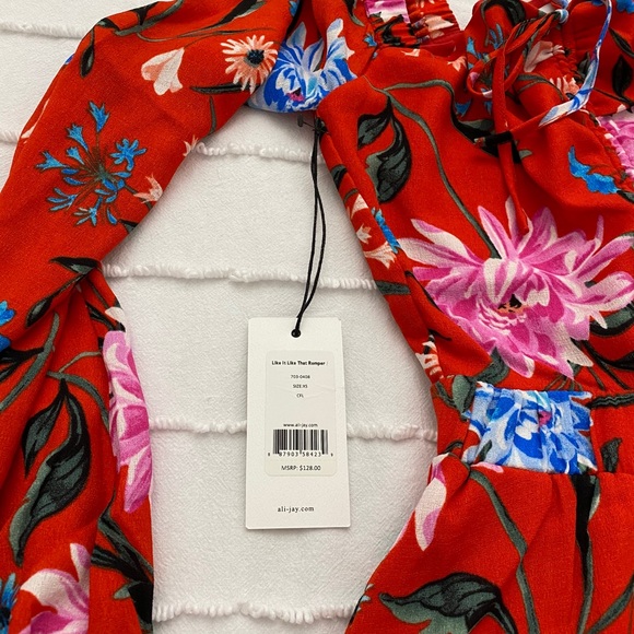 ALI & JAY Red Floral Romper NWT $128. - Picture 4 of 11